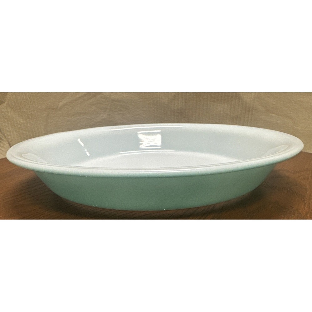 Vintage Pyrex #209 Turquoise (Robin's Egg Blue) Deep Dish Pie Plate About 8.5-9"